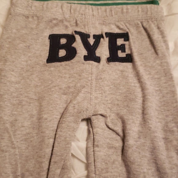 Carter's Hi, Bye Outfit, Size 9M. - Picture 3 of 5